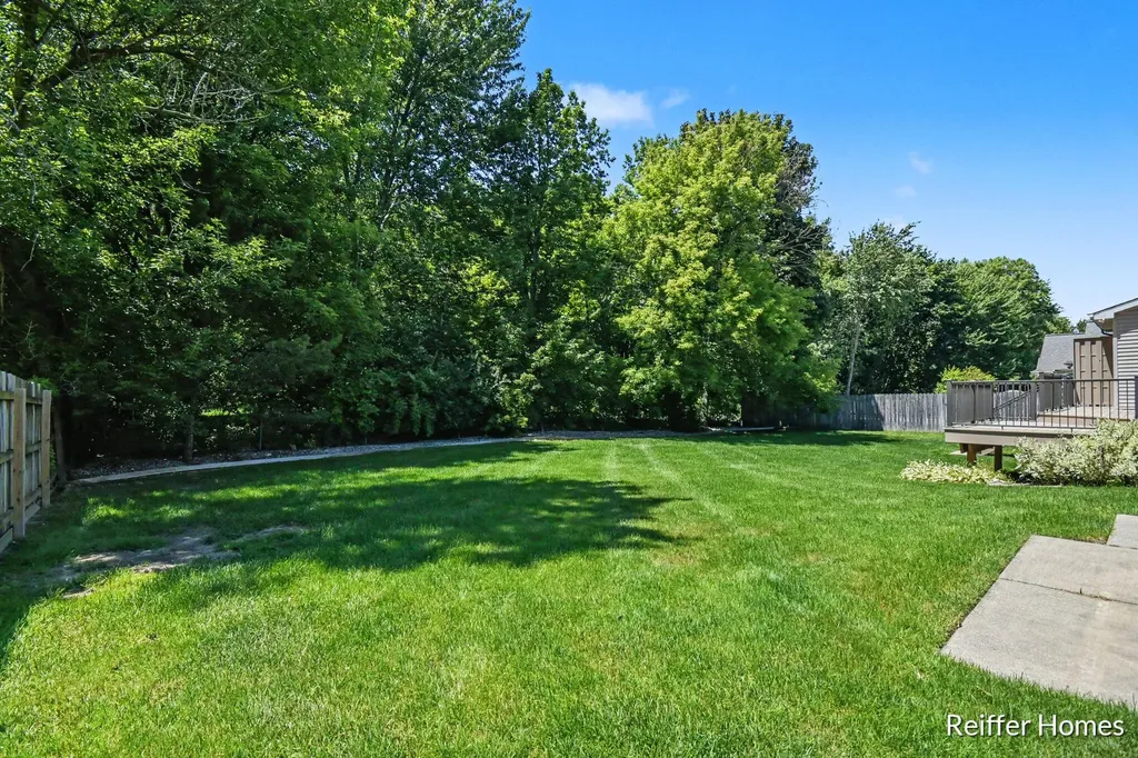 5115 Amanda Drive SW Wyoming City MI 49418