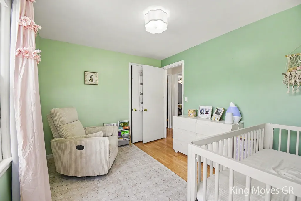 1821 Eastbrook Street SE Grand Rapids City MI 49508