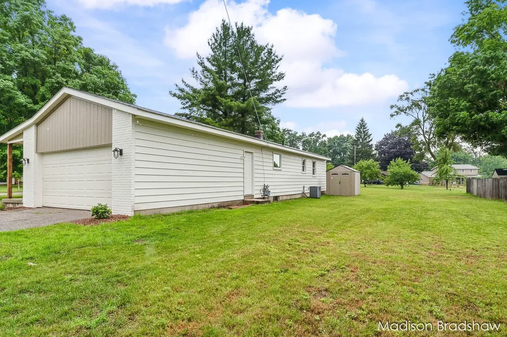 7836 Elbow Drive Georgetown Charter Township MI 49428