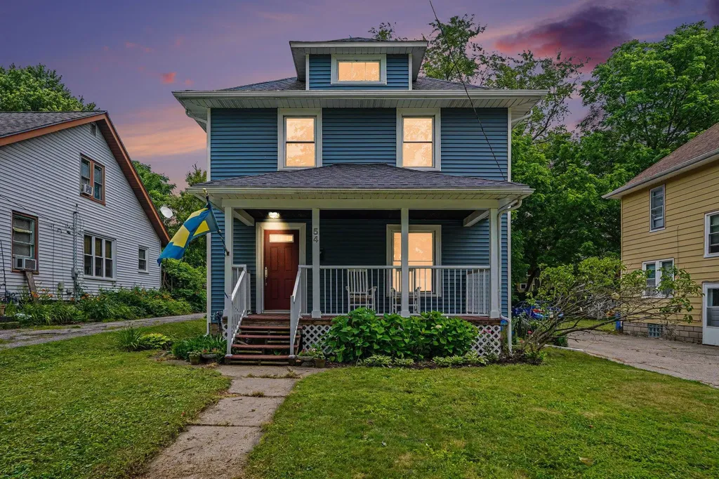 54 Lowell Avenue NE Grand Rapids City MI 49503