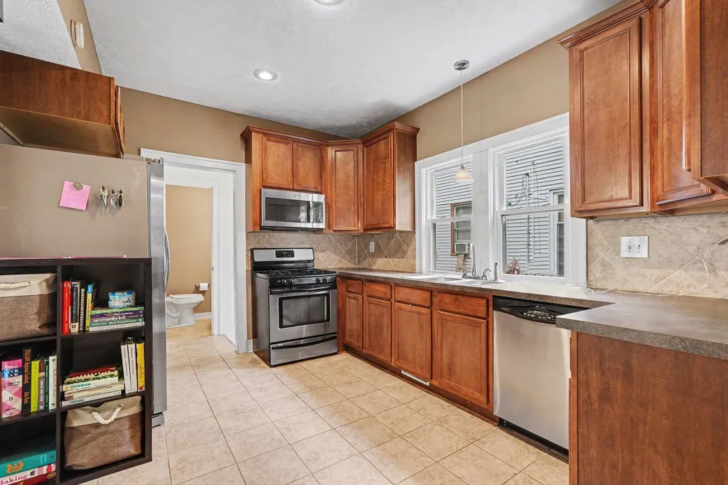 54 Lowell Avenue NE Grand Rapids City MI 49503