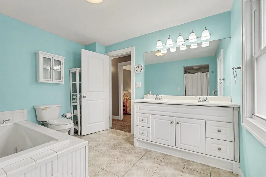 54 Lowell Avenue NE Grand Rapids City MI 49503