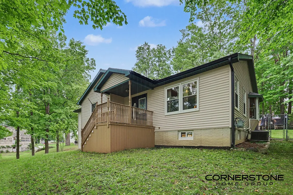 940 S Front Street Belding City MI 48809