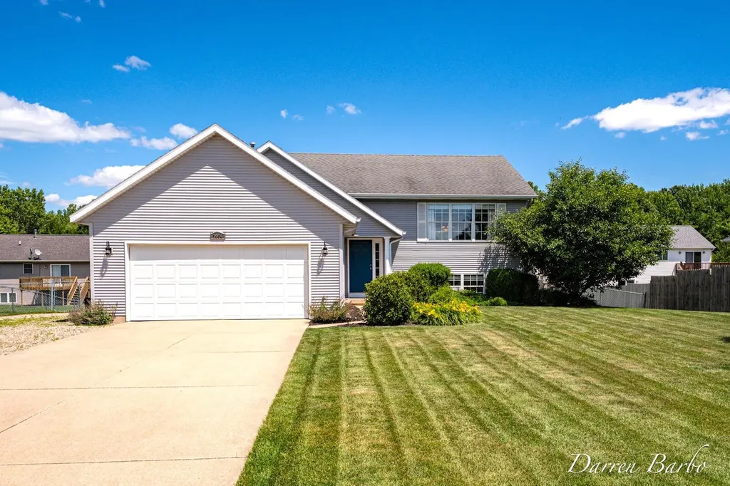 7904 Westside Drive Georgetown Charter Township MI 49426
