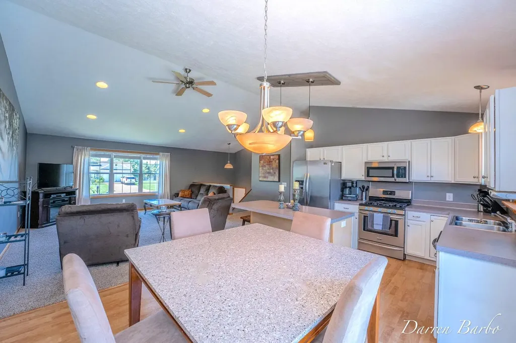 7904 Westside Drive Georgetown Charter Township MI 49426