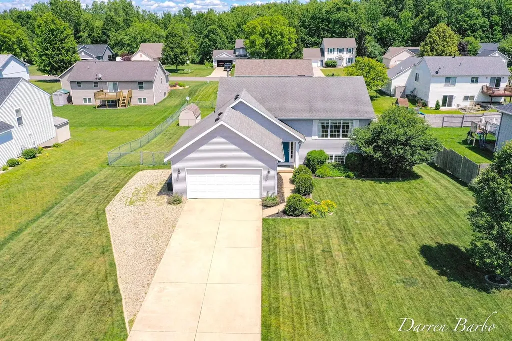 7904 Westside Drive Georgetown Charter Township MI 49426