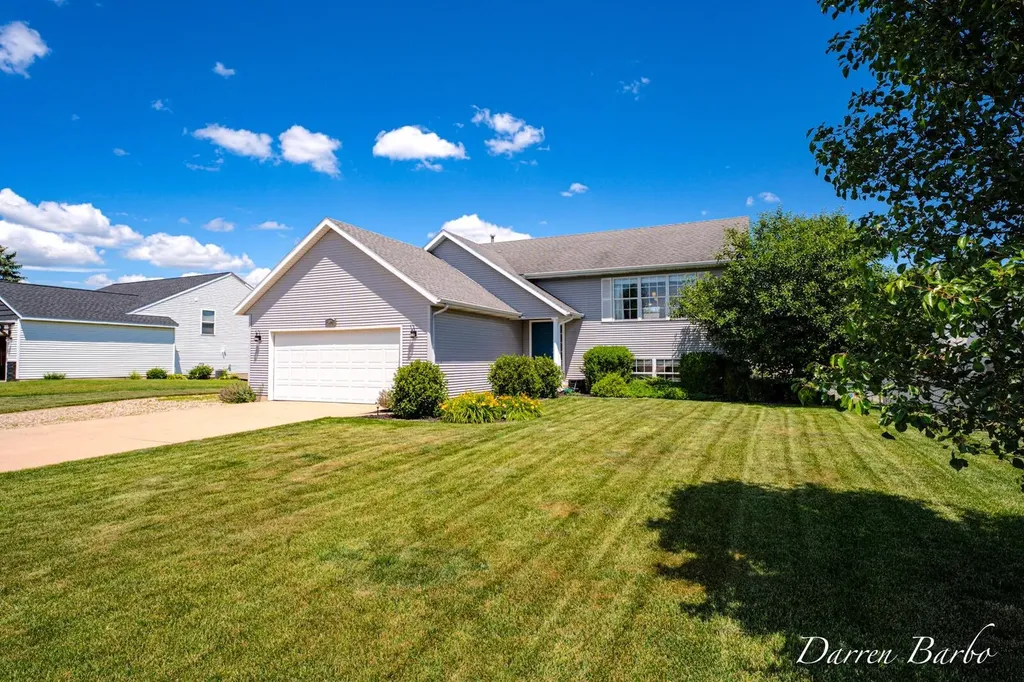 7904 Westside Drive Georgetown Charter Township MI 49426