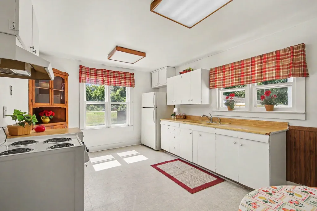 1248 Lincoln Road Allegan Township MI 49010