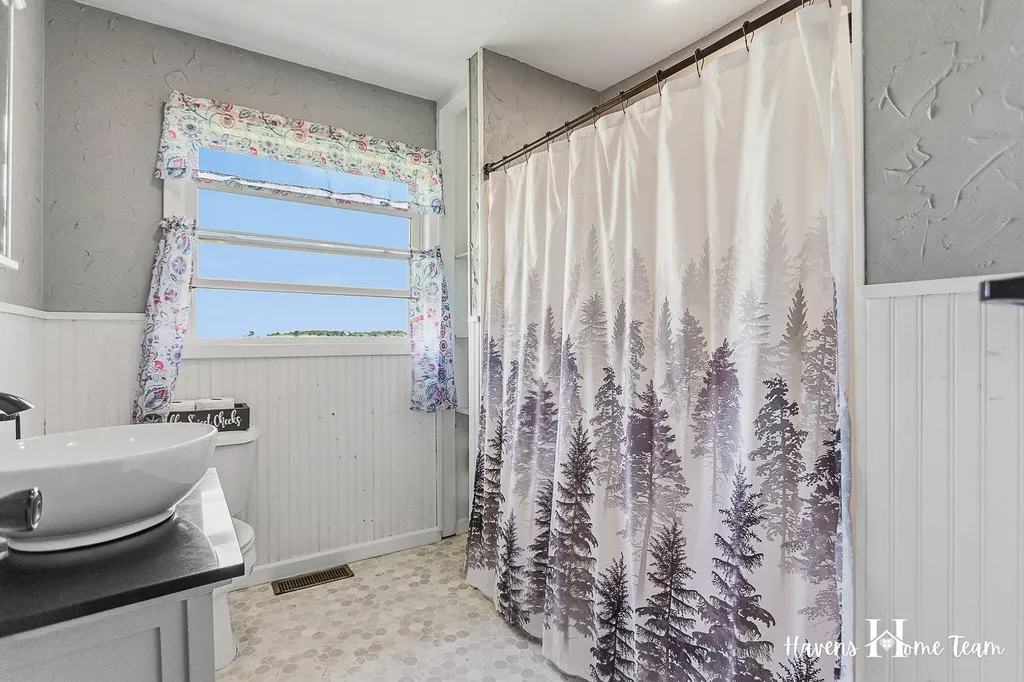 25 W Tupper Lake Road Odessa Township MI 48849