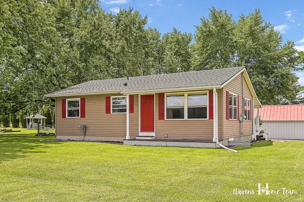 25 W Tupper Lake Road Odessa Township MI 48849