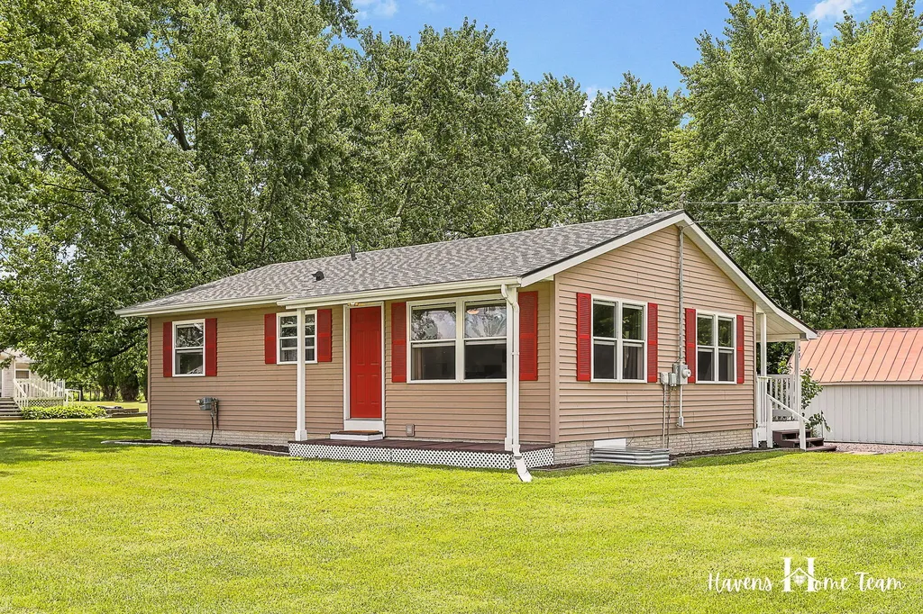 25 W Tupper Lake Road Odessa Township MI 48849