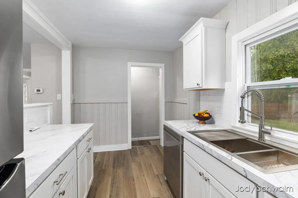 3844 Clyde Park Avenue SW Wyoming City MI 49509