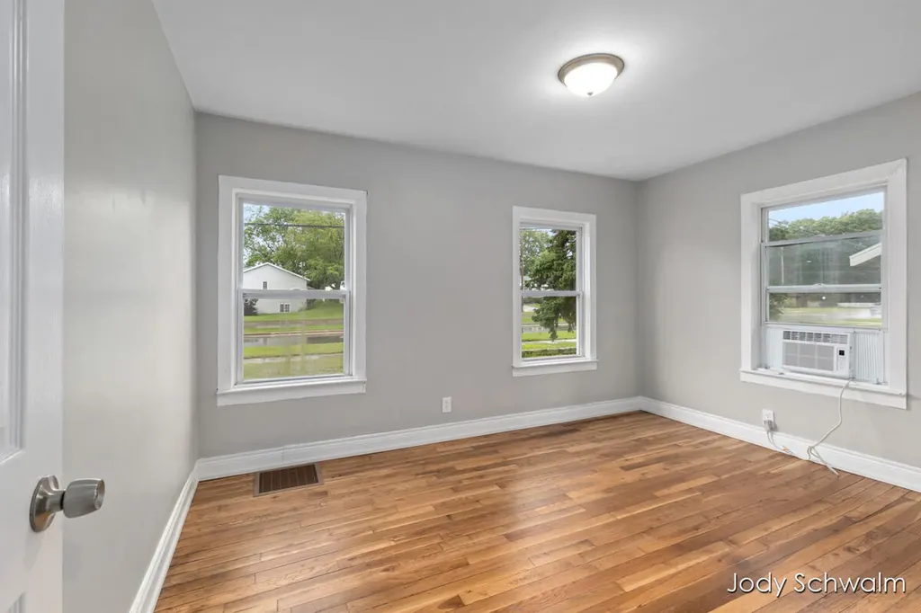 3844 Clyde Park Avenue SW Wyoming City MI 49509