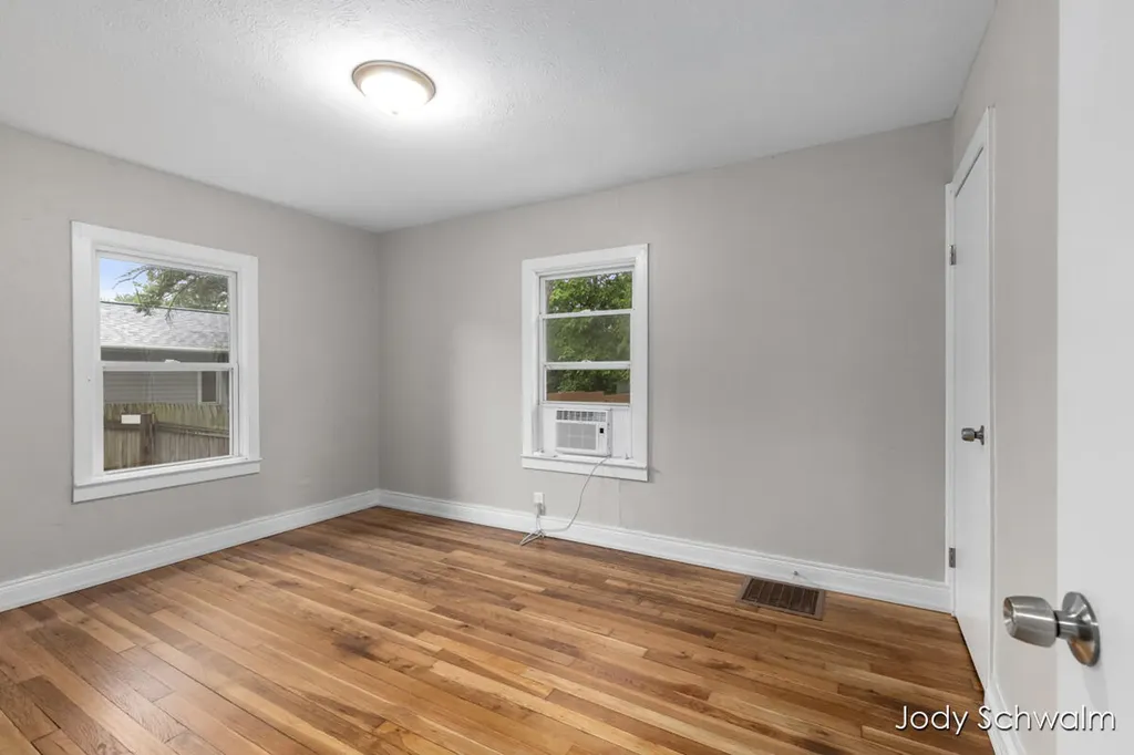 3844 Clyde Park Avenue SW Wyoming City MI 49509