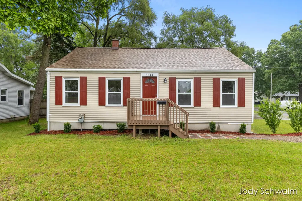 3844 Clyde Park Avenue SW Wyoming City MI 49509
