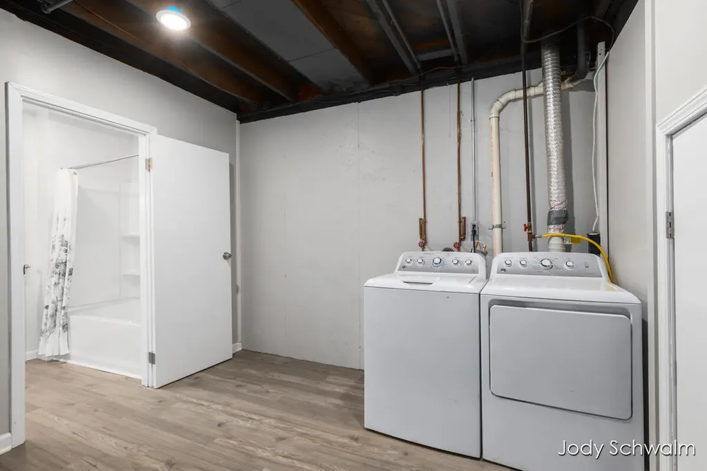 3844 Clyde Park Avenue SW Wyoming City MI 49509