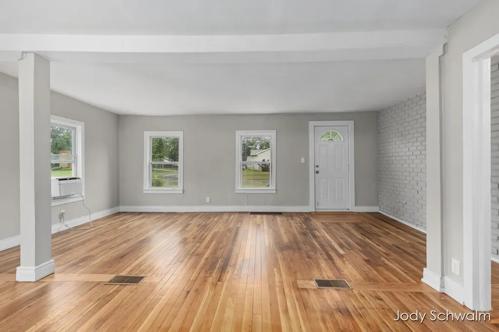 3844 Clyde Park Avenue SW Wyoming City MI 49509
