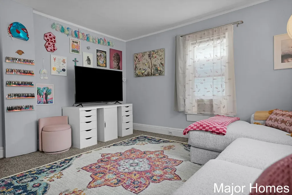 323 Robey Place SE Grand Rapids City MI 49506