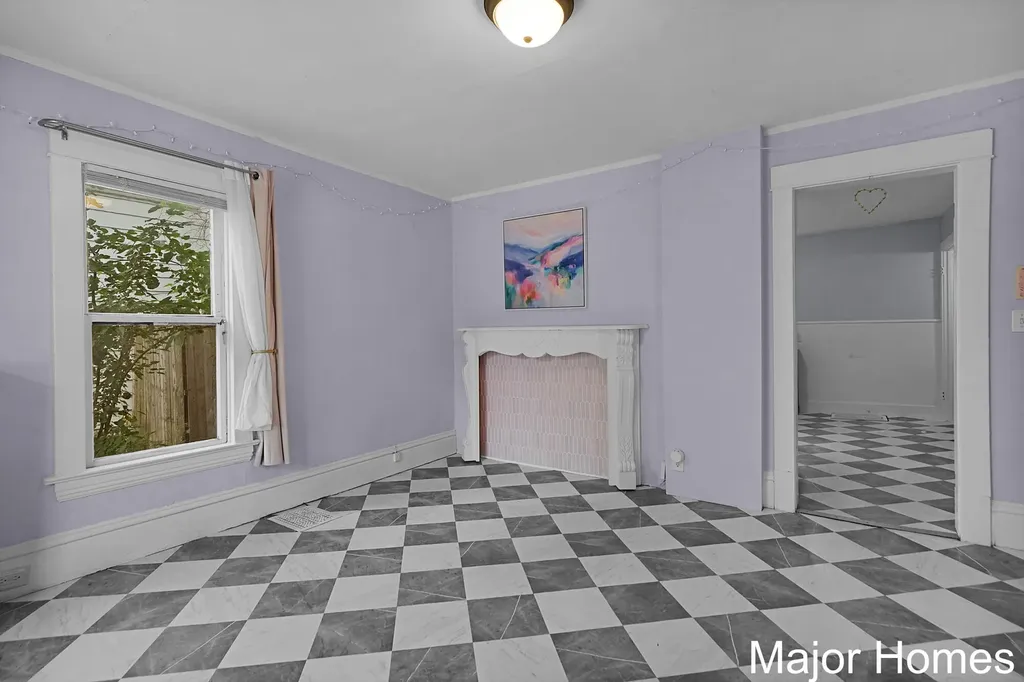 323 Robey Place SE Grand Rapids City MI 49506