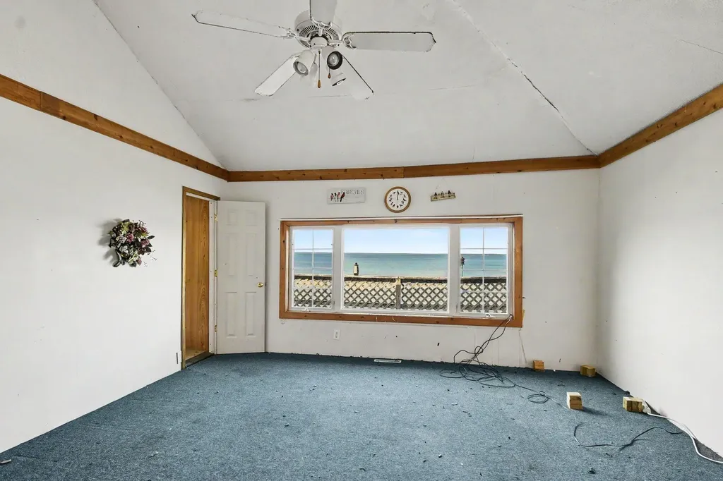 5752 W Houghton Lake Drive Roscommon Township MI 48629