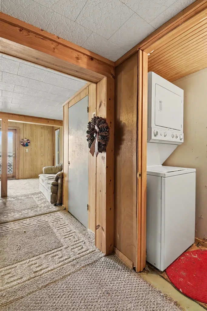 5752 W Houghton Lake Drive Roscommon Township MI 48629