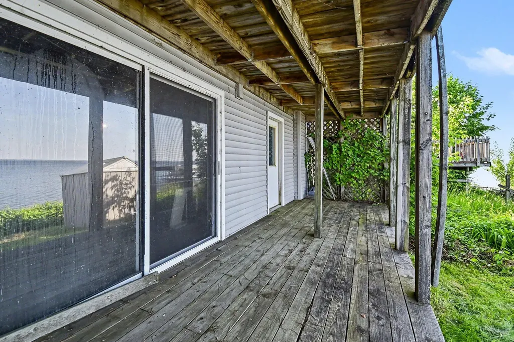 5752 W Houghton Lake Drive Roscommon Township MI 48629