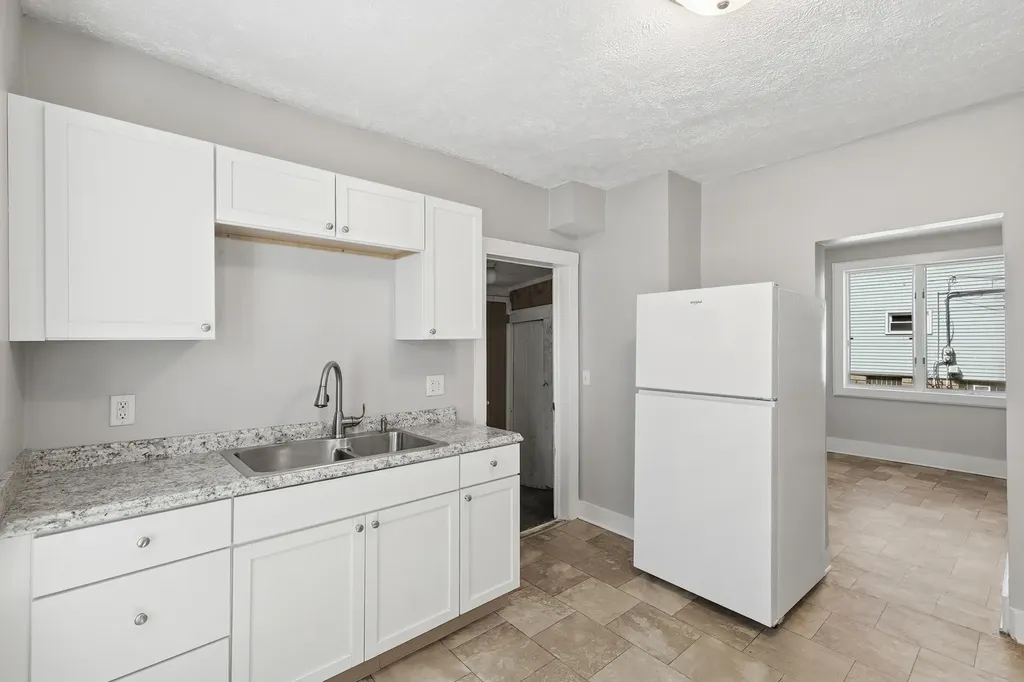 1128 Sigsbee Street SE Grand Rapids City MI 49506