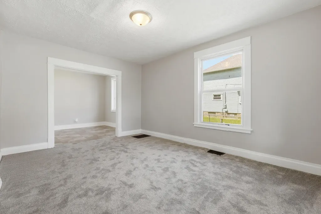 1128 Sigsbee Street SE Grand Rapids City MI 49506