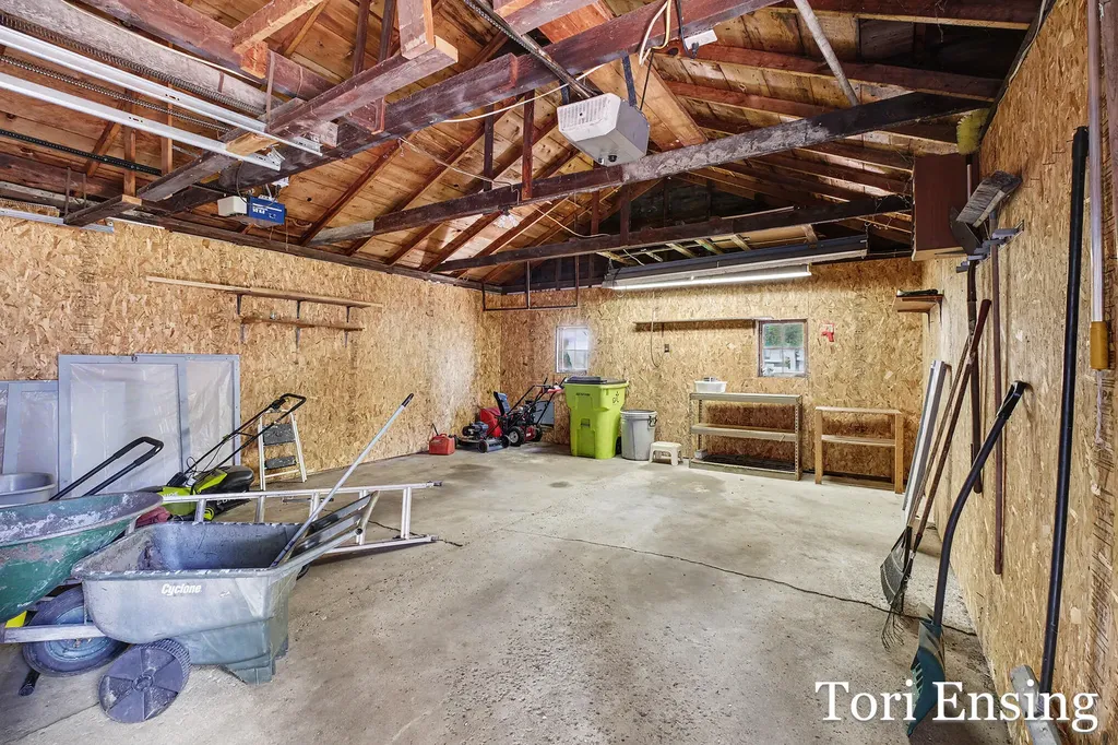 212.5 E Montcalm Street Greenville City MI 48838