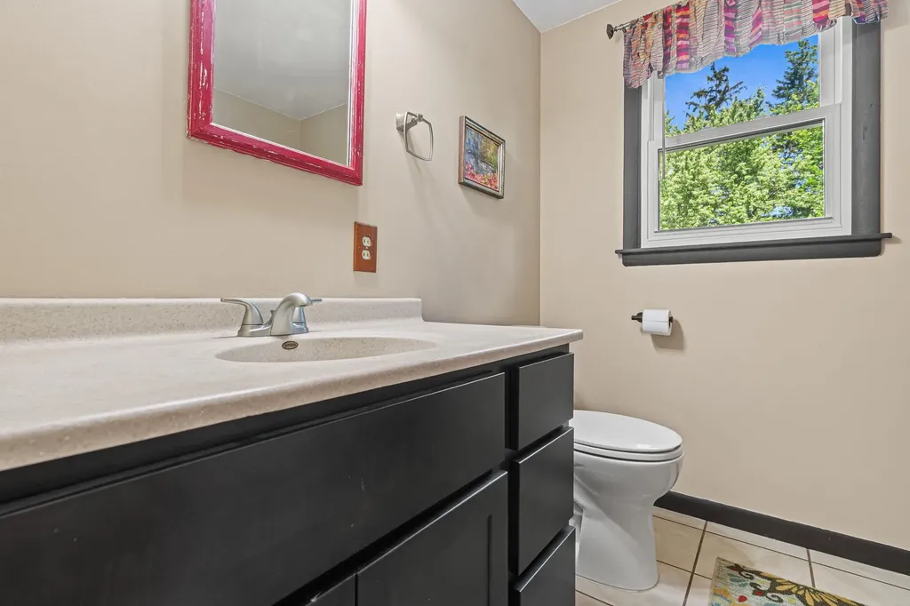 927 Diane Street SE Kentwood City MI 49508