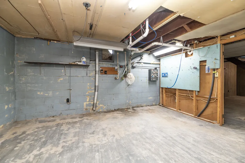 625 Walnut Lane Union City Village MI 49094