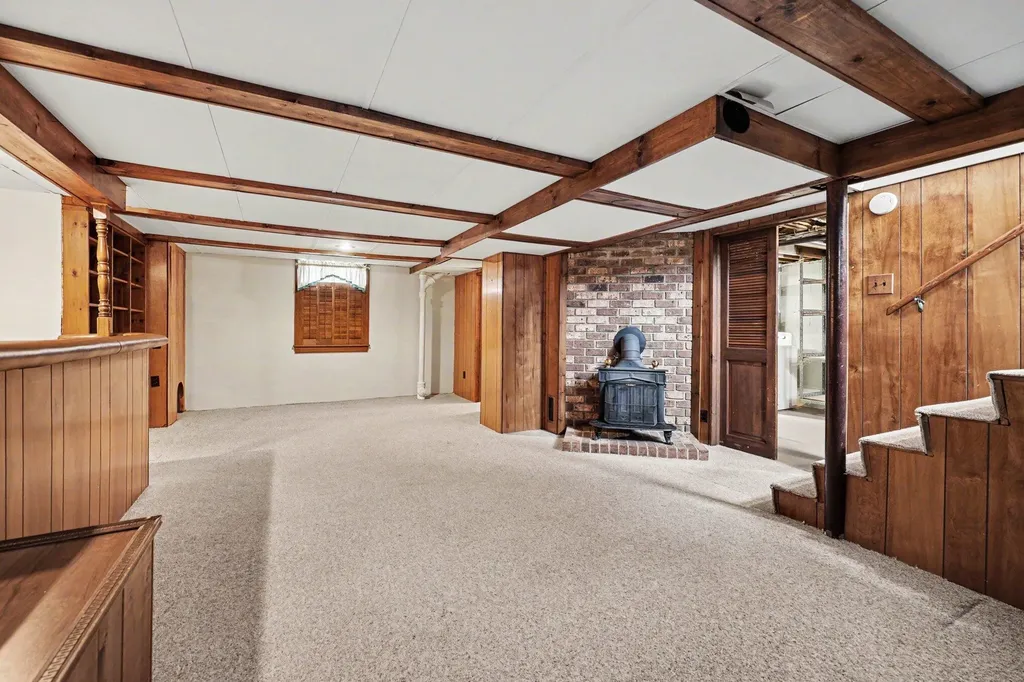 1139 Kelsey Street NE Grand Rapids City MI 49505