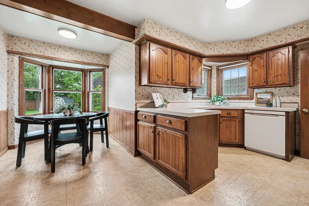 1139 Kelsey Street NE Grand Rapids City MI 49505