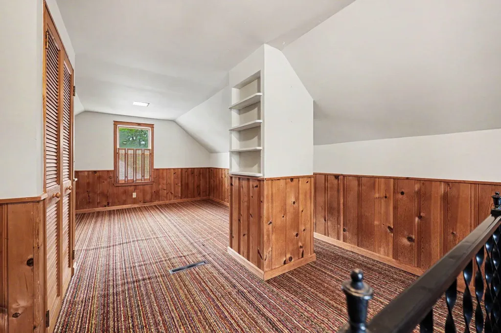 1139 Kelsey Street NE Grand Rapids City MI 49505