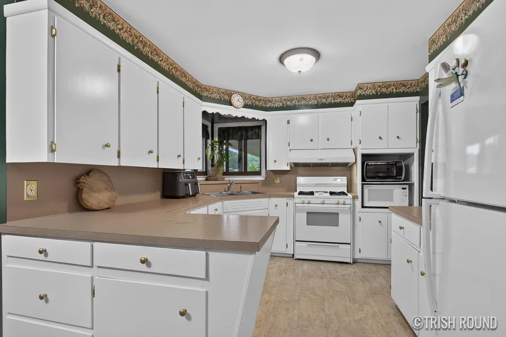 3156 New Holland Street Hudsonville City MI 49426
