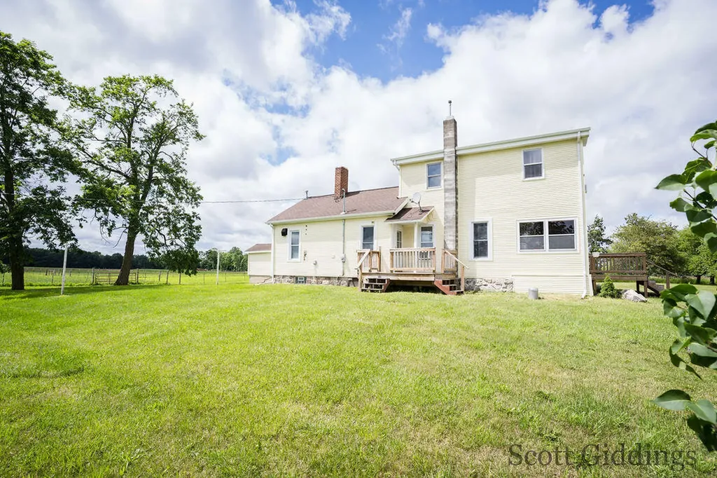 8884 S Townhall Road Bushnell Township MI 48884