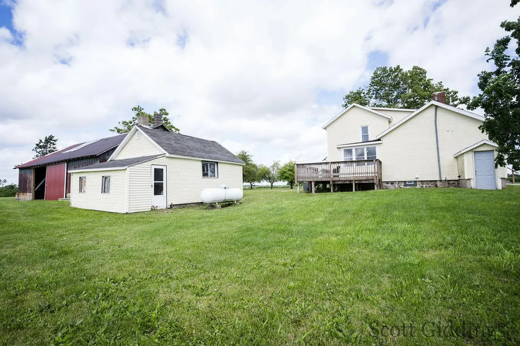 8884 S Townhall Road Bushnell Township MI 48884
