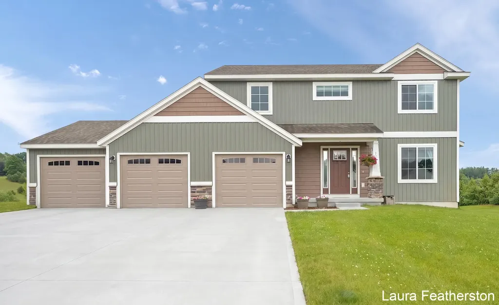 11740 Ridge Water Drive NE Algoma Township MI 49345