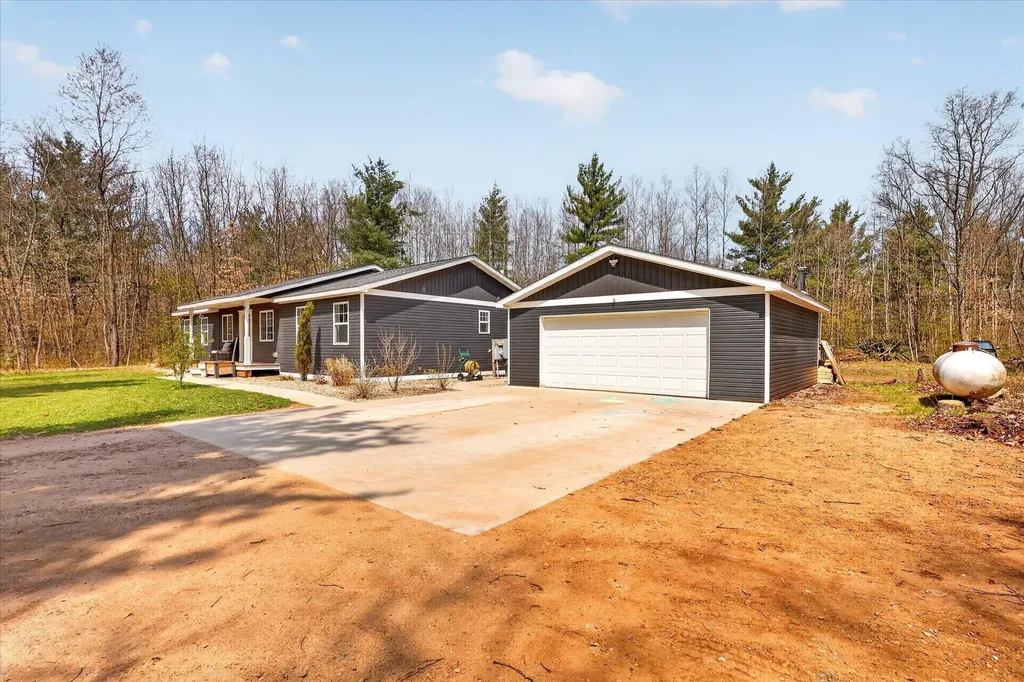 20392 Gates Road Reynolds Township MI 49329