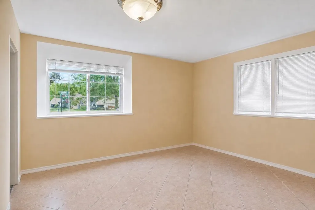6878 Lake Bluff Drive NE Plainfield Charter Township MI 49321