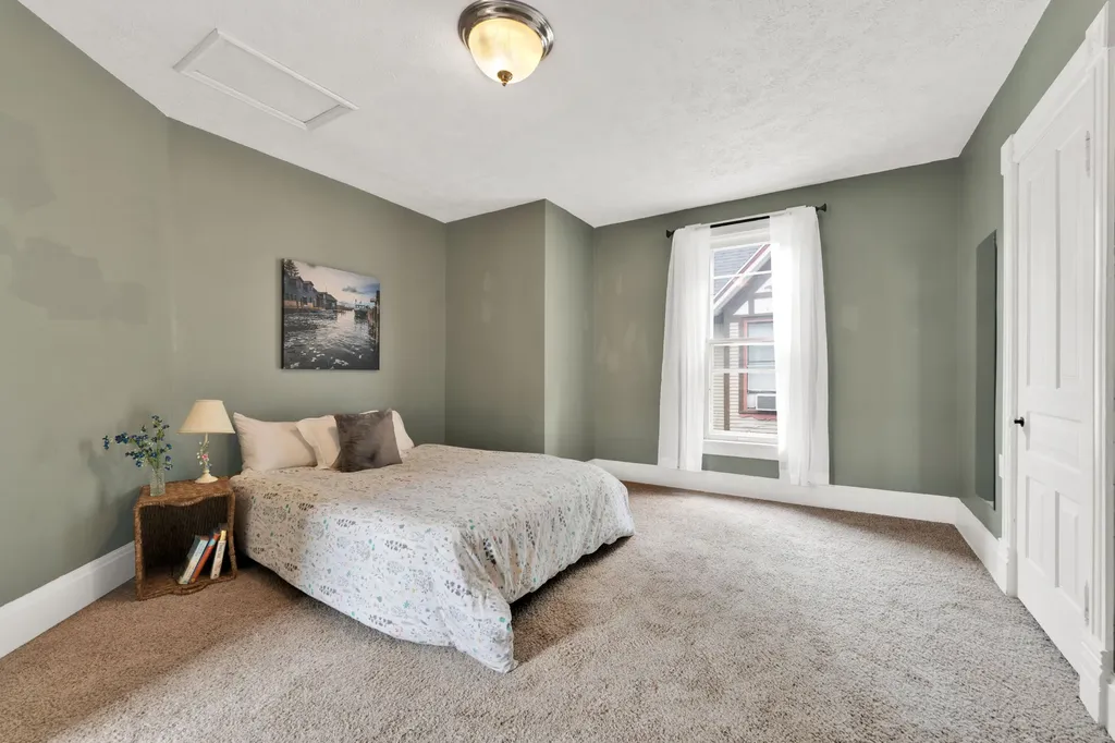 151 NE Union Avenue NE Grand Rapids City MI 49503