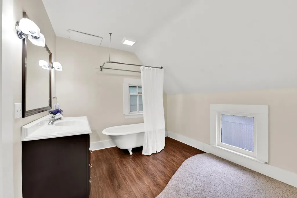 151 NE Union Avenue NE Grand Rapids City MI 49503