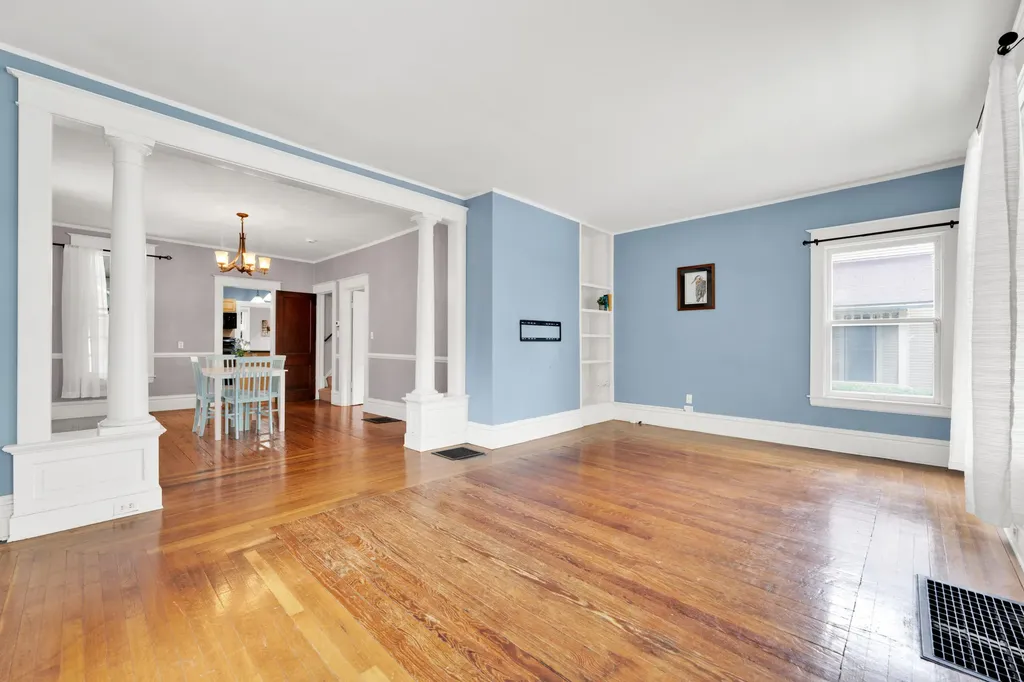 151 NE Union Avenue NE Grand Rapids City MI 49503