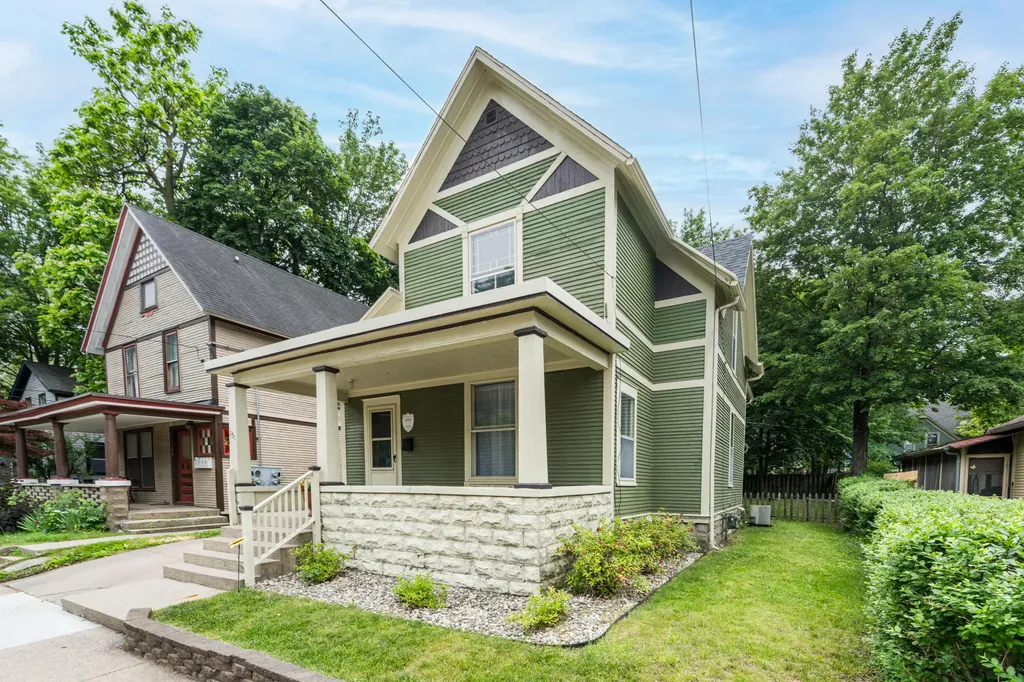 151 NE Union Avenue NE Grand Rapids City MI 49503