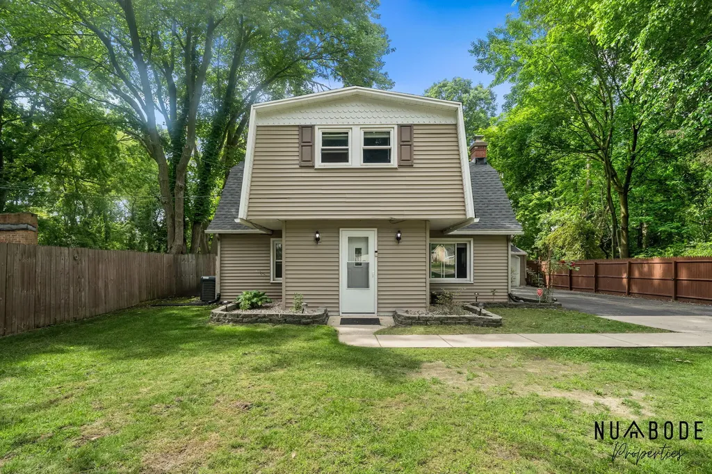 310 Bellevue Street SE Wyoming City MI 49548