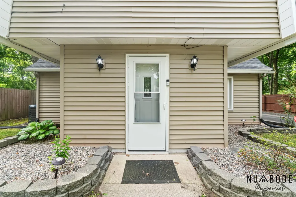310 Bellevue Street SE Wyoming City MI 49548