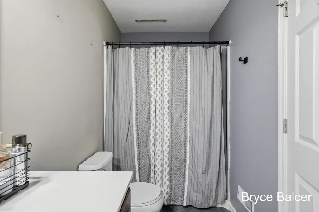 338 Vansen Drive Kent City Village MI 49330