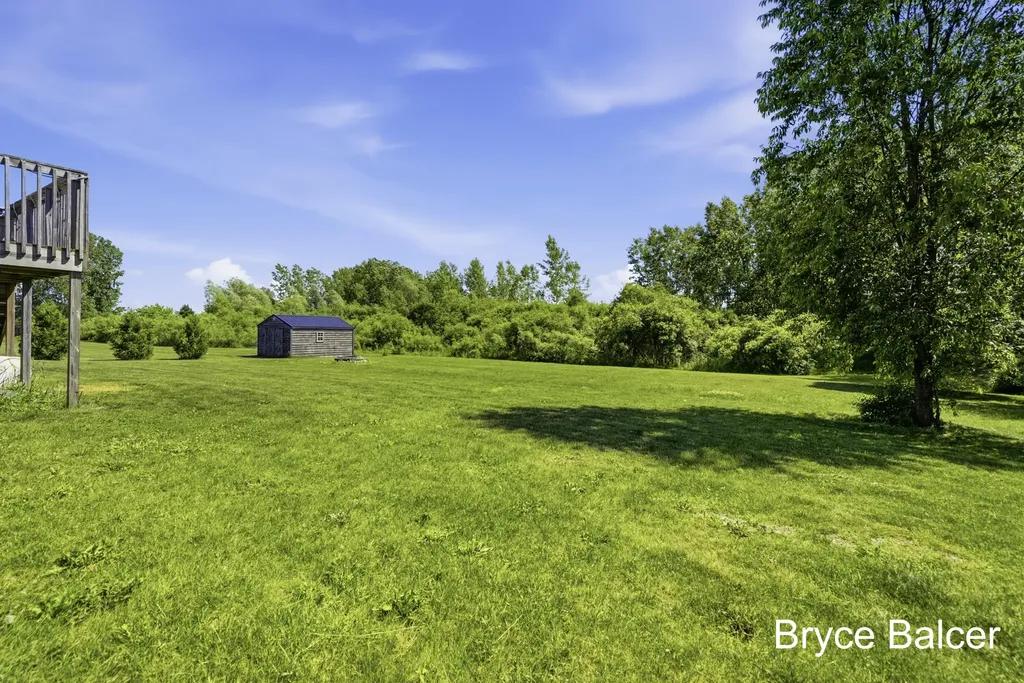 338 Vansen Drive Kent City Village MI 49330