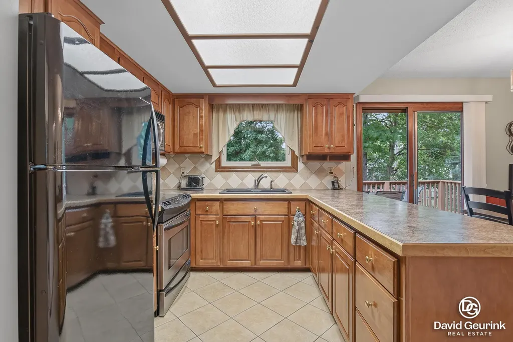 325 N Lindy Street Holland Charter Township MI 49464