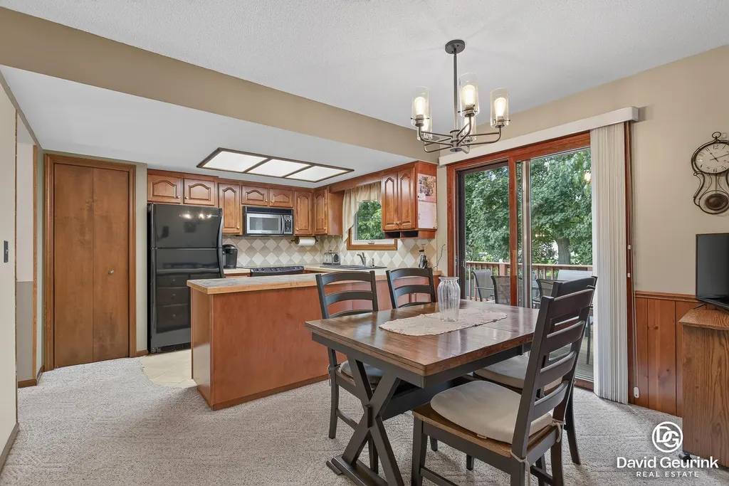325 N Lindy Street Holland Charter Township MI 49464